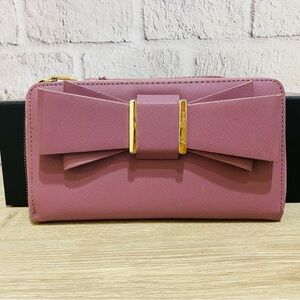 Betsy Johnson Bow Tie Wallet